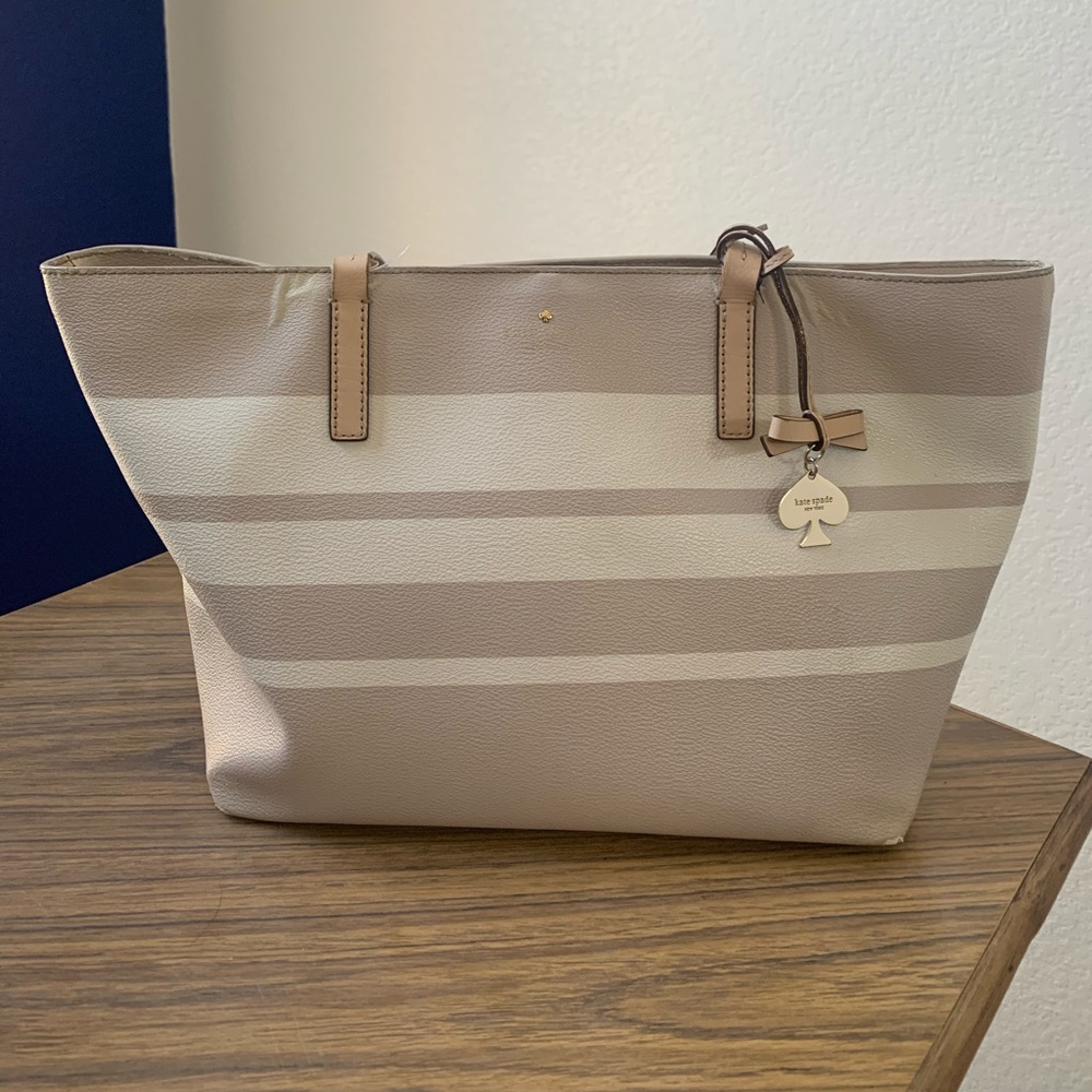 Bargain Bag! Authentic Kate Spade tote